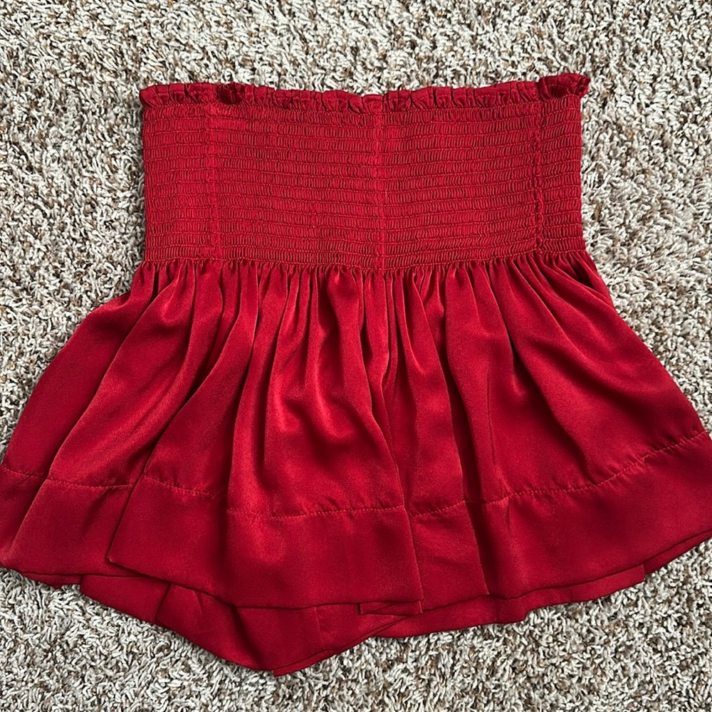 Koch red skort-size XS, EUC